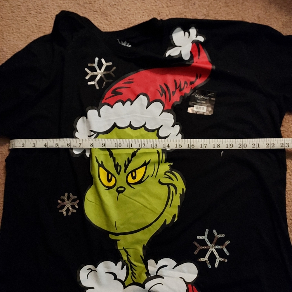 Grinch t shirt